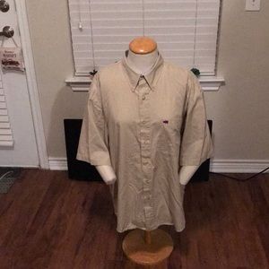 Very good looking men’s short sleeve shirt!! 😎